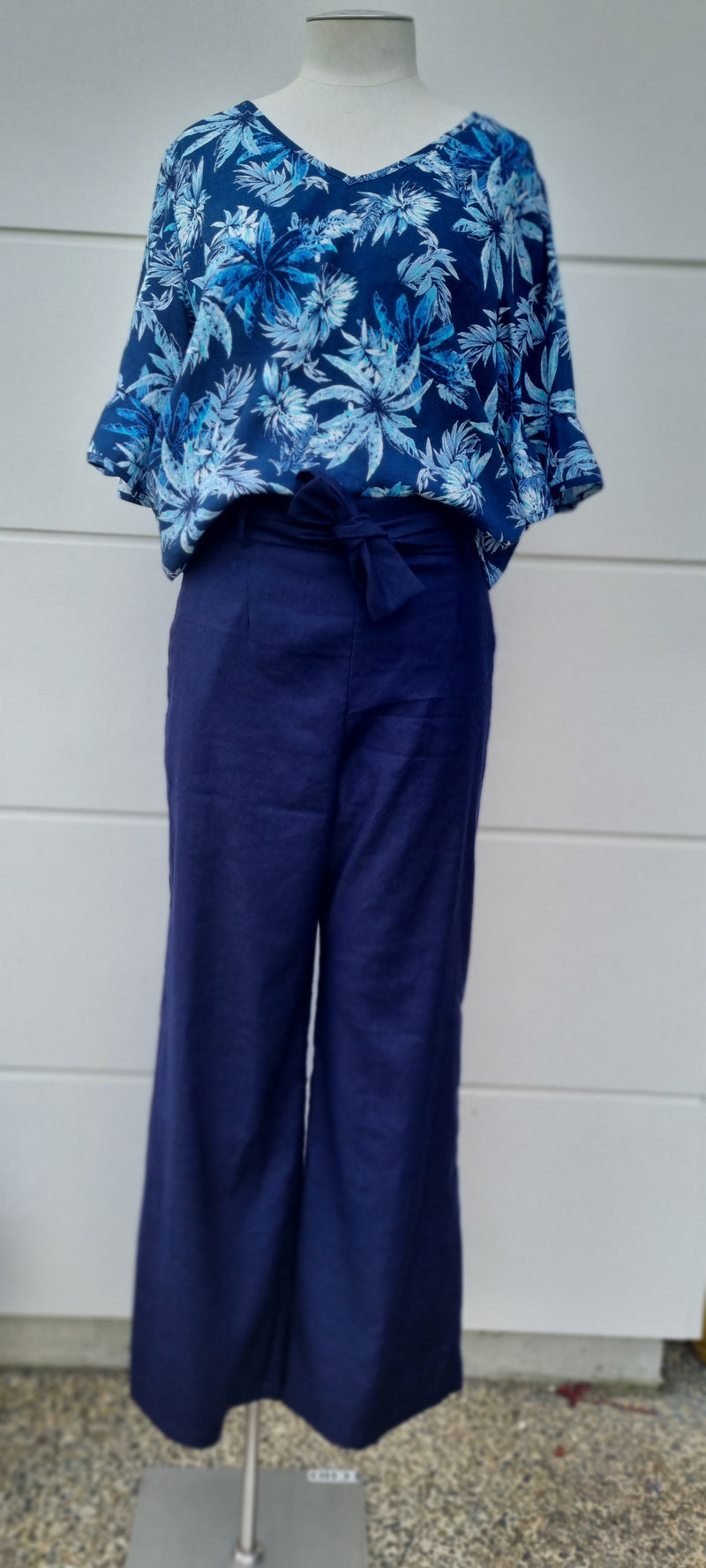 Perfect Linen Pants - Navy - Linen, Viscose, Spandex